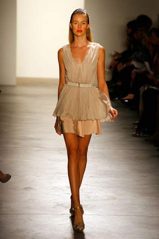 Illustration for article titled Erin Fetherston: Pretty, Wearable Clothes For The Young And Casual Heiress